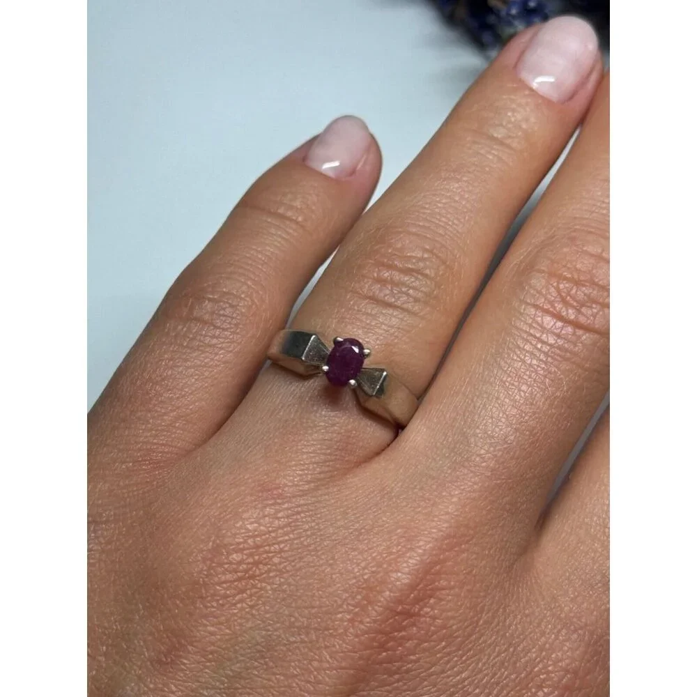 925 STERLING SILVER RUBY RING SIZE 6